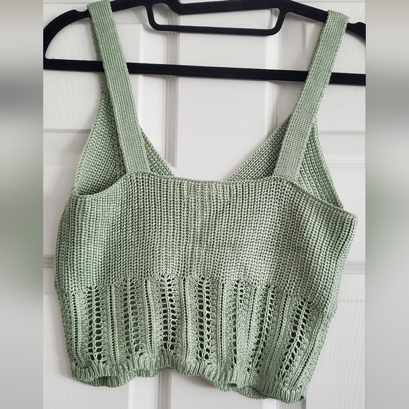 Jolie & Joy Green Knit Crochet Women's Crop Top - Picture 2 of 3